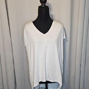 Market & Spruce | Women’s White Short Sleeve V-Neck Top | Size XL